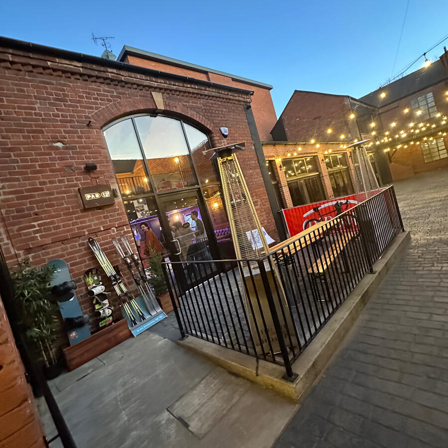 Pad12 wine and gin bar